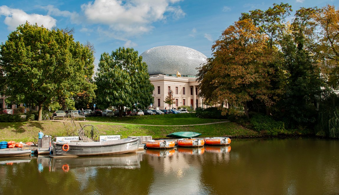 Front view Museum De Fundatie